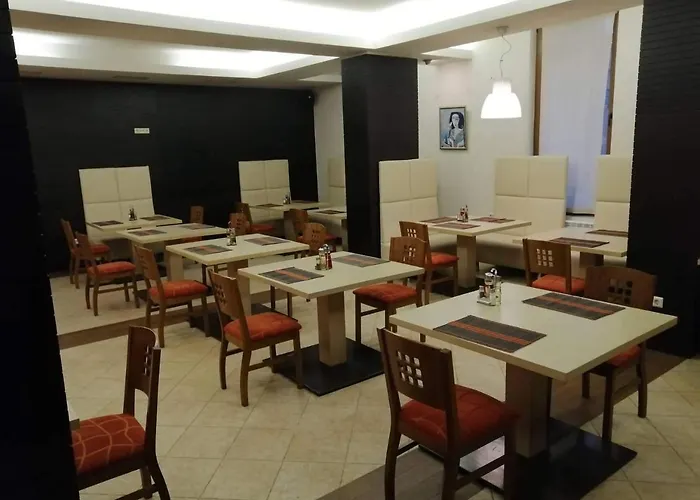 Bellevue 公寓式酒店 4*