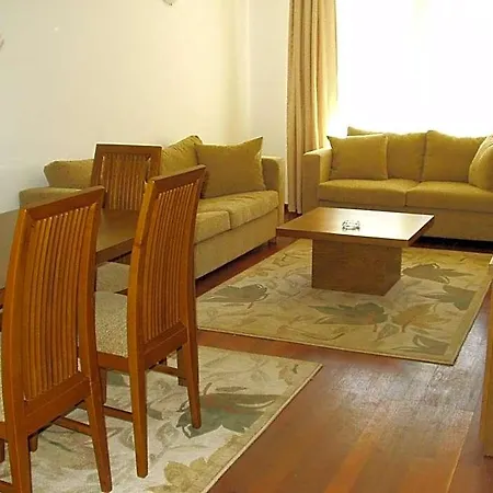 Bellevue Aparthotel 4*